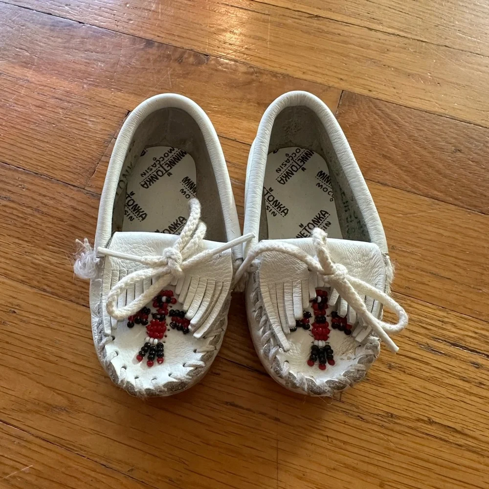 Teeny Tiny Minnetonka White Moccasins with Red & Black Beading